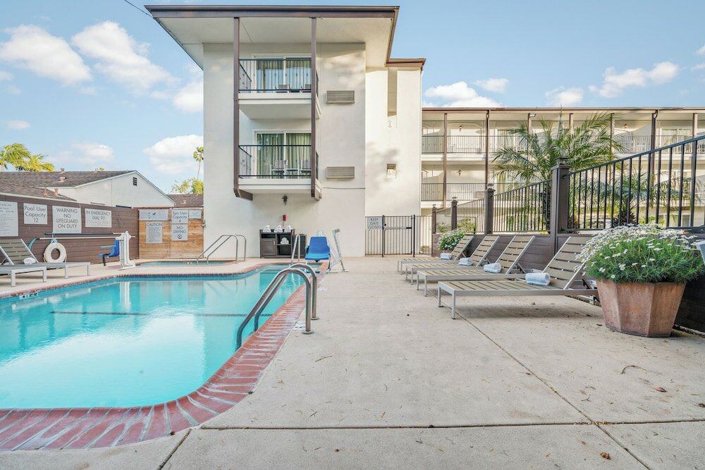 Фото Avania Inn of Santa Barbara