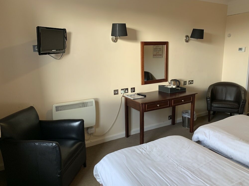 Фото The Bruce Hotel