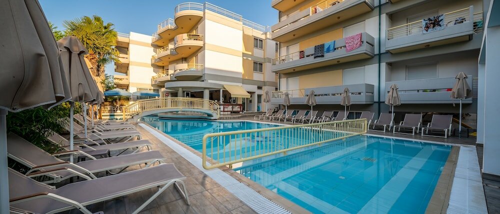 Фото Angela Hotel