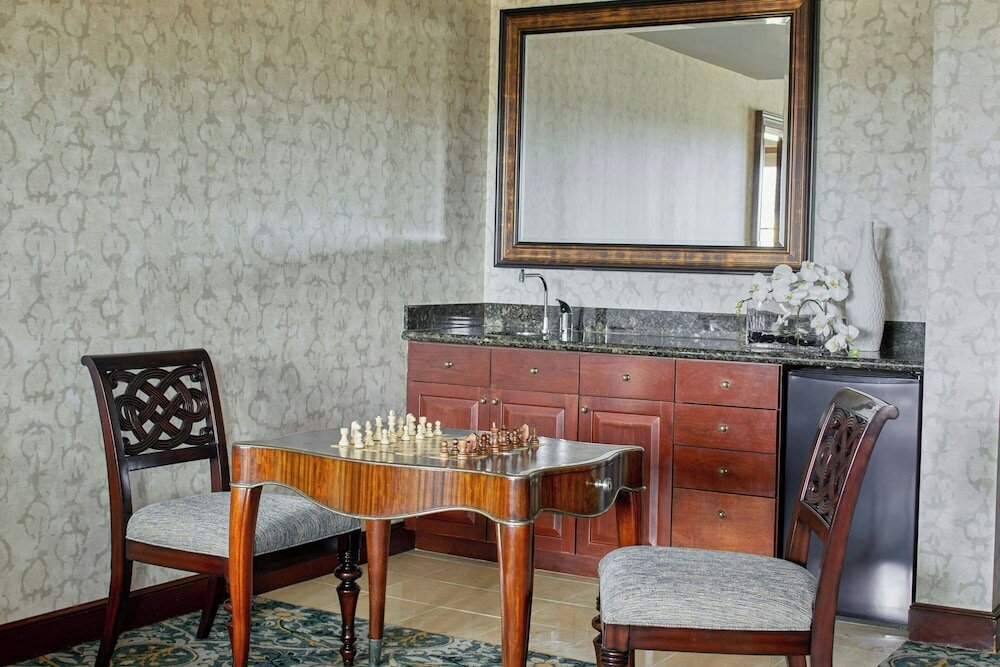 Фото Renaissance Birmingham Ross Bridge Golf Resort & SPA