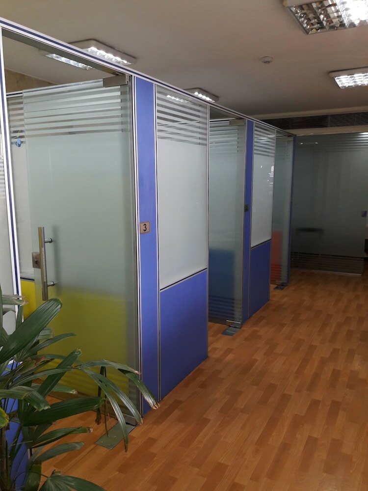 Фото Maadi Hotel