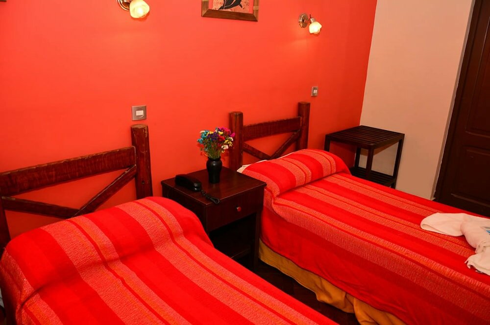 Фото Hotel La Giralda