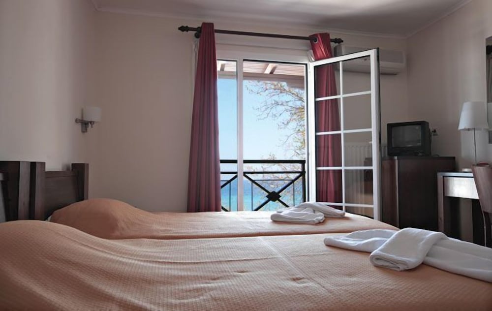 Фото Hotel Morfeas