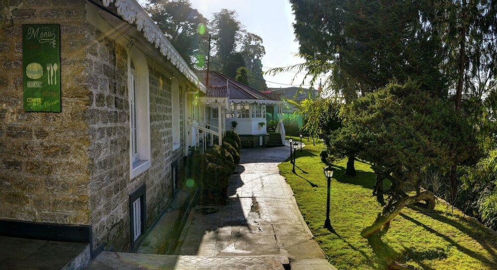 Фото Summit Swiss Heritage Hotel & SPA