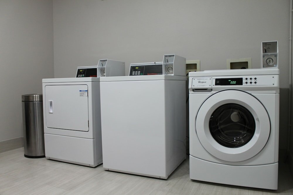 Фото Holiday Inn Express & Suites Tulare, an Ihg Hotel