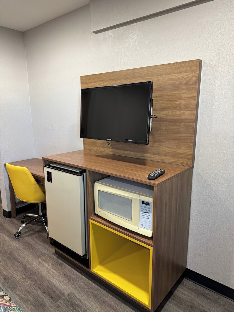 Фото Days Inn by Wyndham Barstow