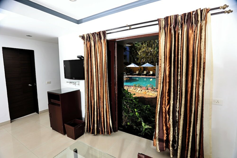 Фото Crystal by Morpho Goa Villagio Resort