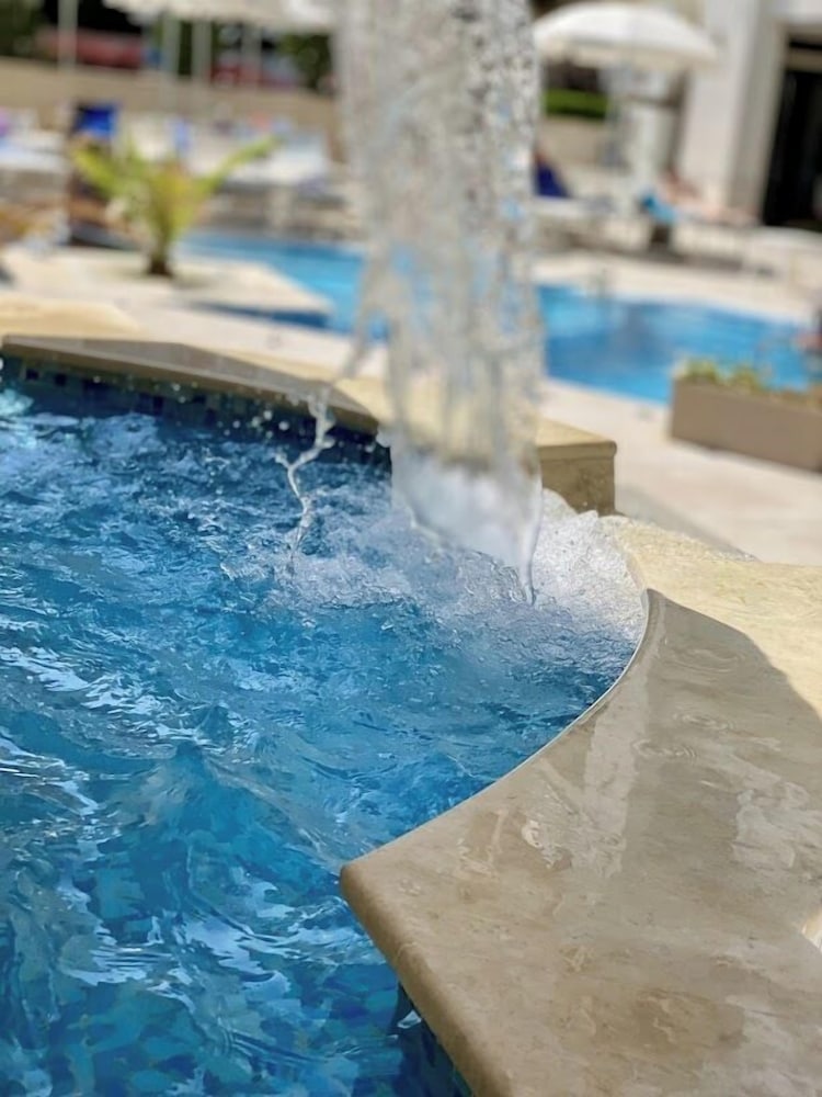 Фото Penelope Palace