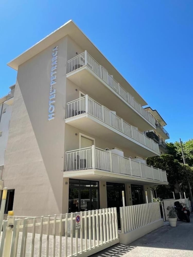 Фото Hotel Petrarca