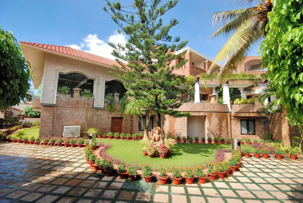 Фото Mayfair Heritage, Puri