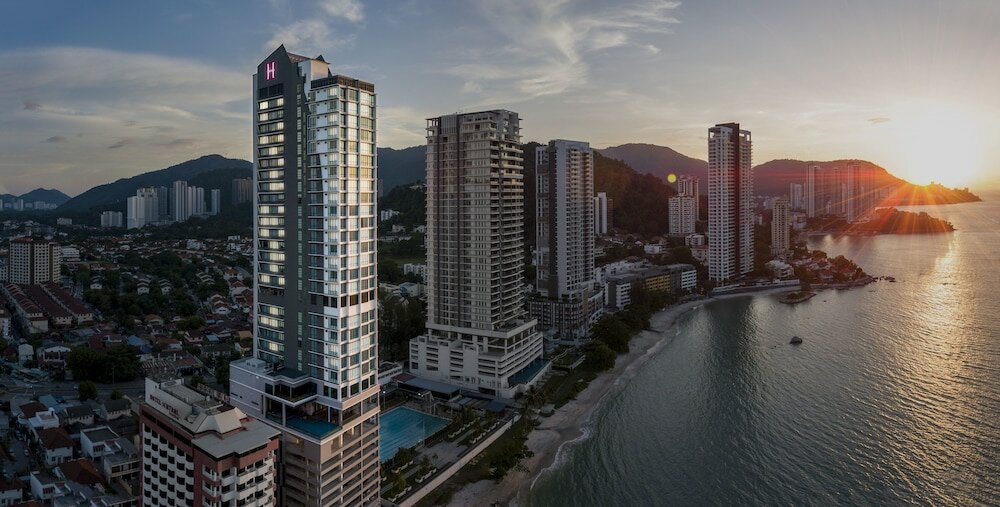 Фото Hompton by the Beach Penang