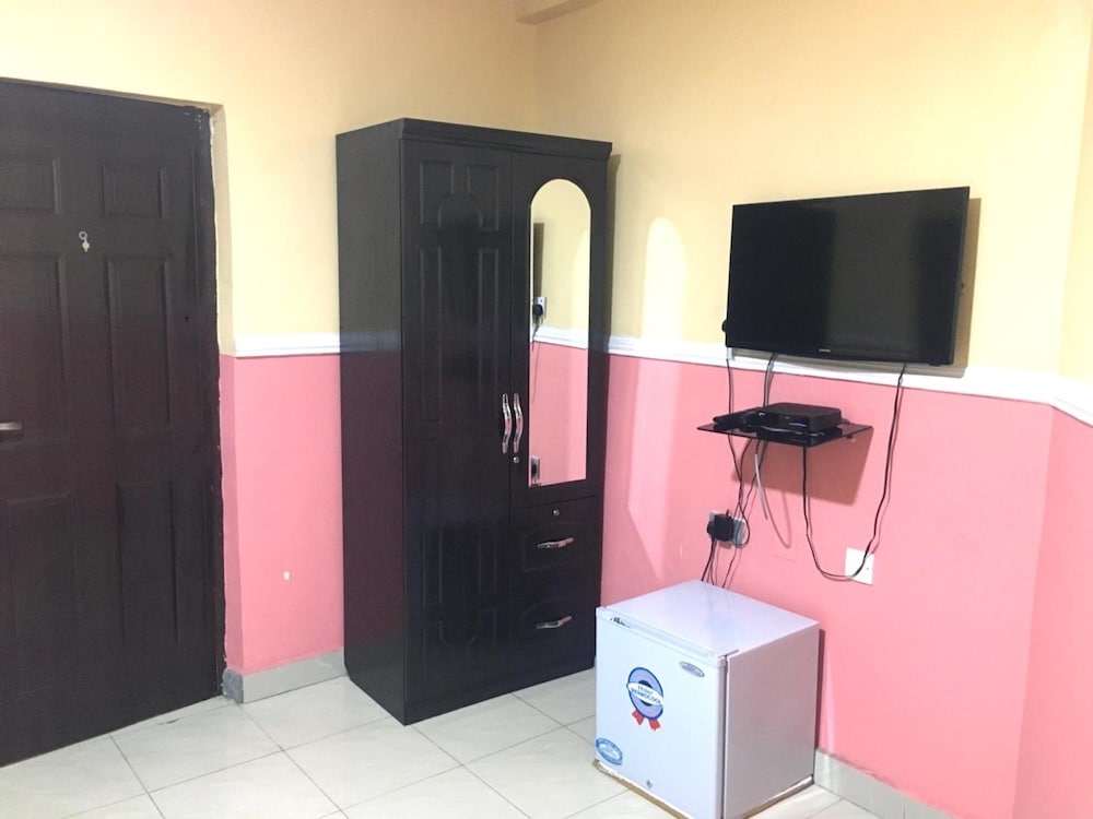 Фото Sweet Savor Hotels & Suites