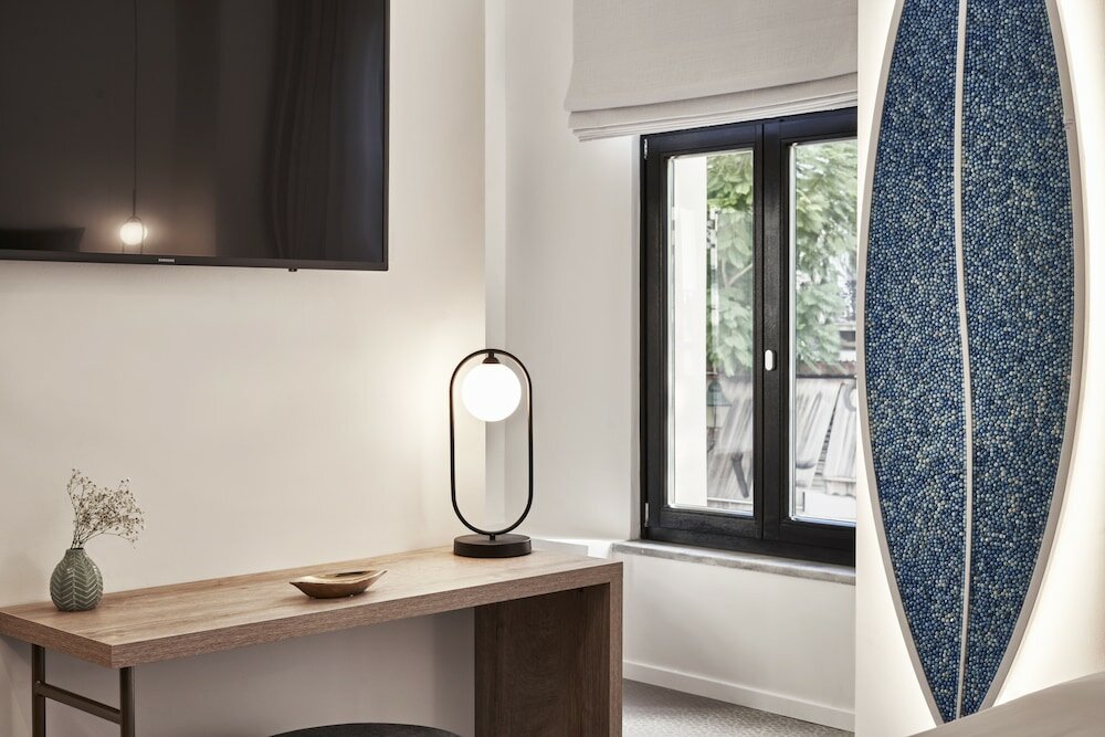 Фото Nlh Monastiraki - Neighborhood Lifestyle Hotels