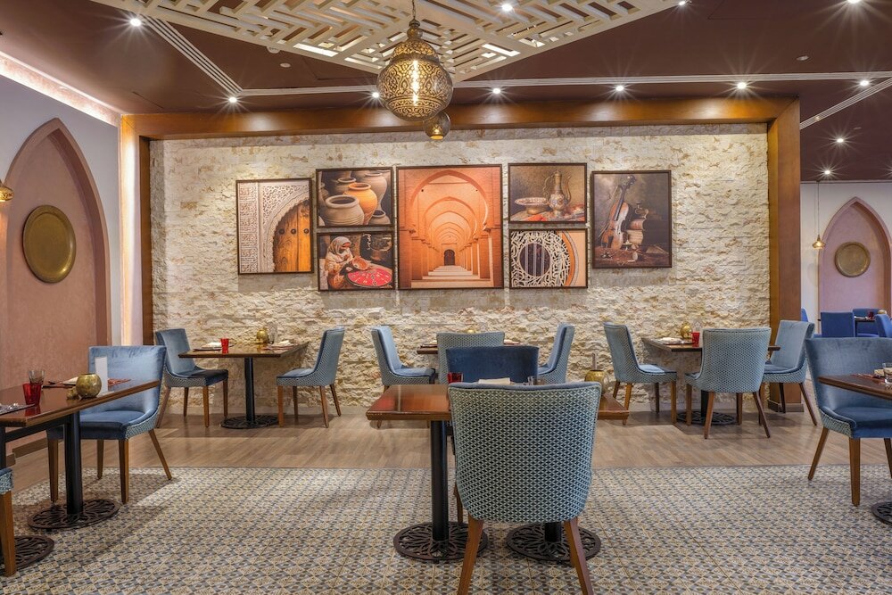 Фото Triumph Luxury Hotel