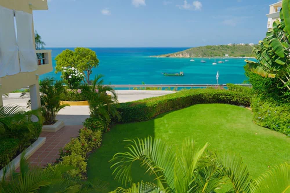 Фото La Vue Boutique Inn