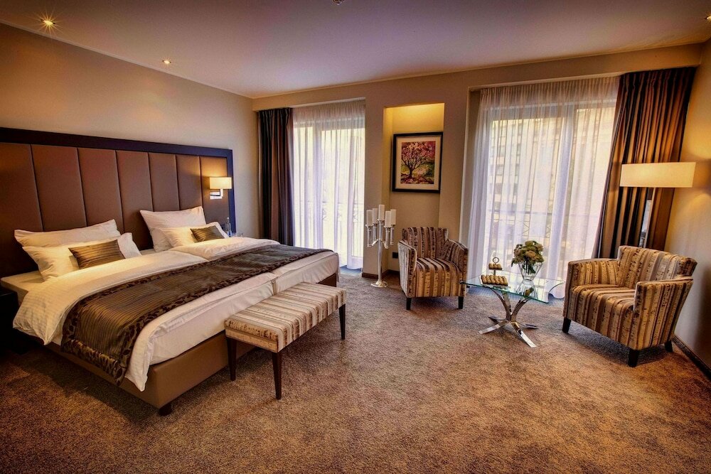 Фото Hotel Favor