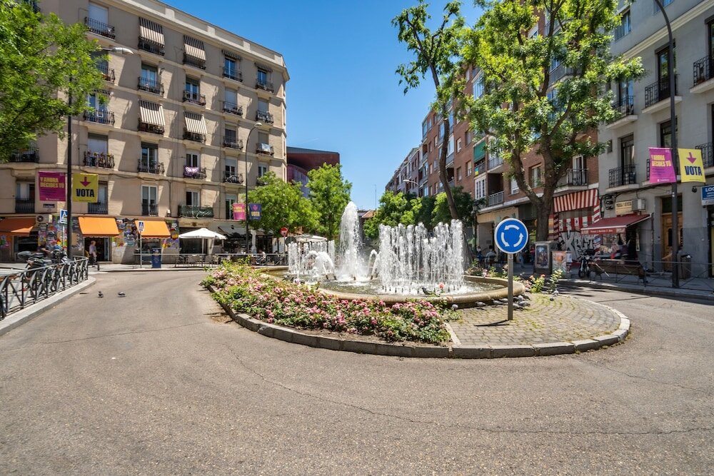 Фото Limehome Madrid Calle Ave María