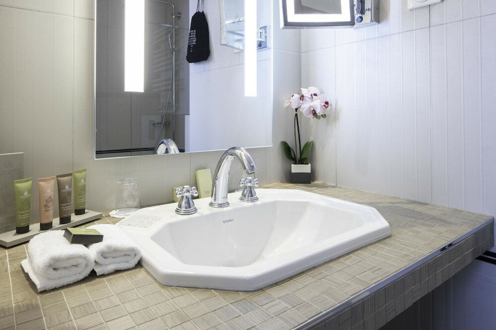 Фото Hotel Bradford Elysees