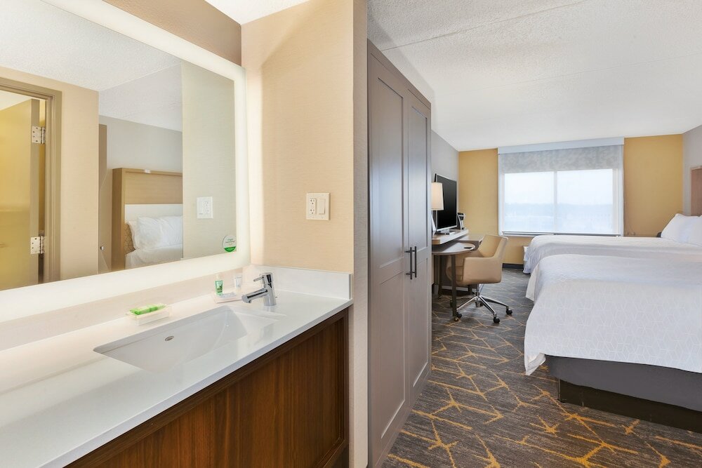 Фото Holiday Inn Grand Rapids Downtown, an Ihg Hotel