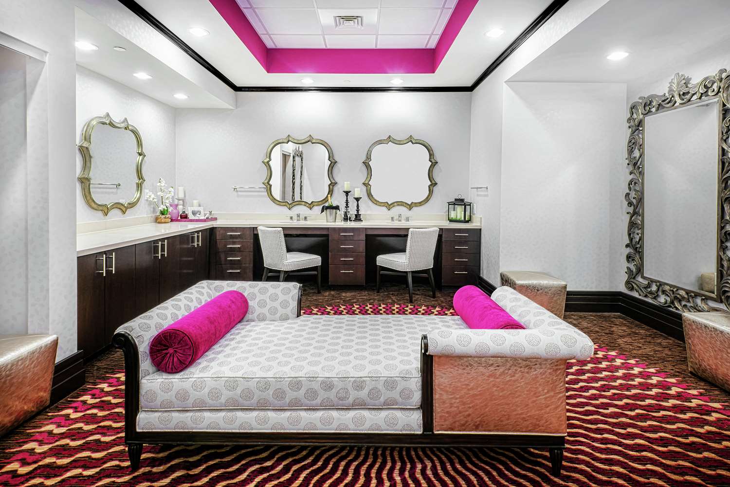 Фото Hilton Garden Inn Victoria