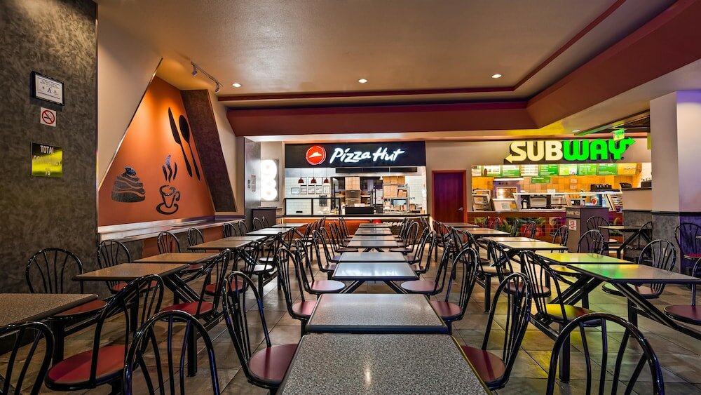 Фото Best Western Plus Casino Royale - Center Strip