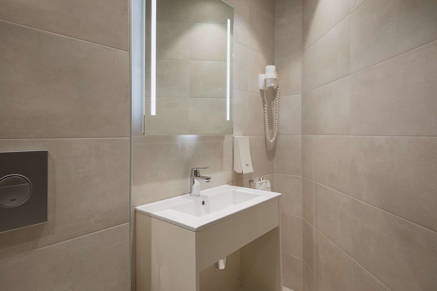 Фото Bergen Harbour Hotel, WorldHotels Crafted