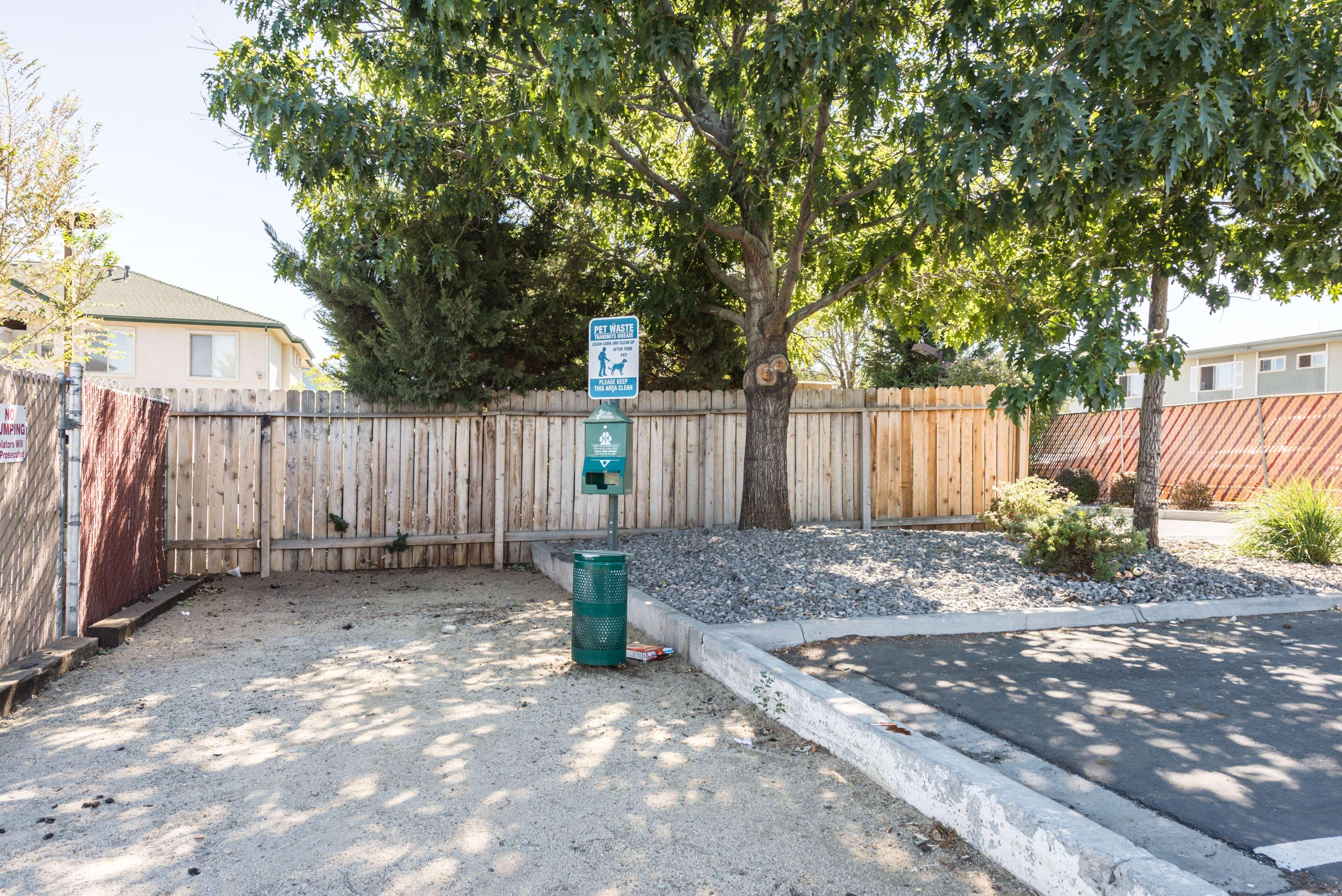 Фото Motel 6 Reno, Nv - Virginia Plumb