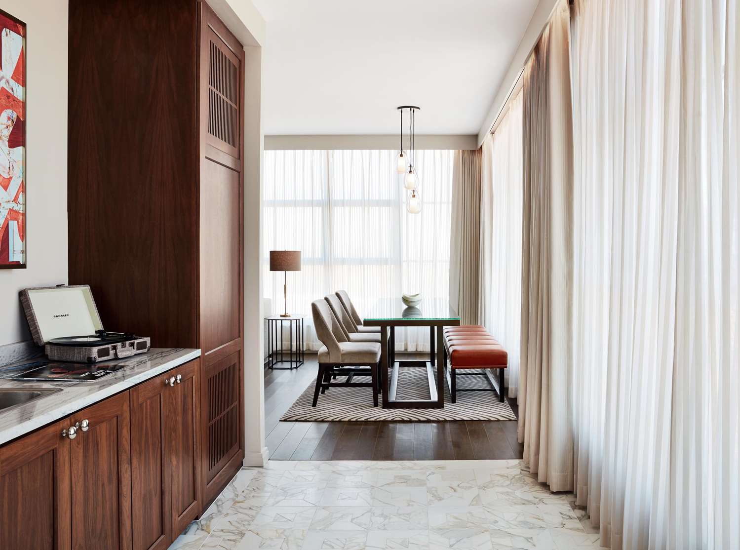 Фото Sophy Hyde Park