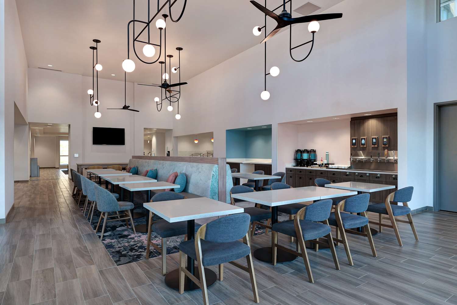 Фото Homewood Suites by Hilton Santa Clarita