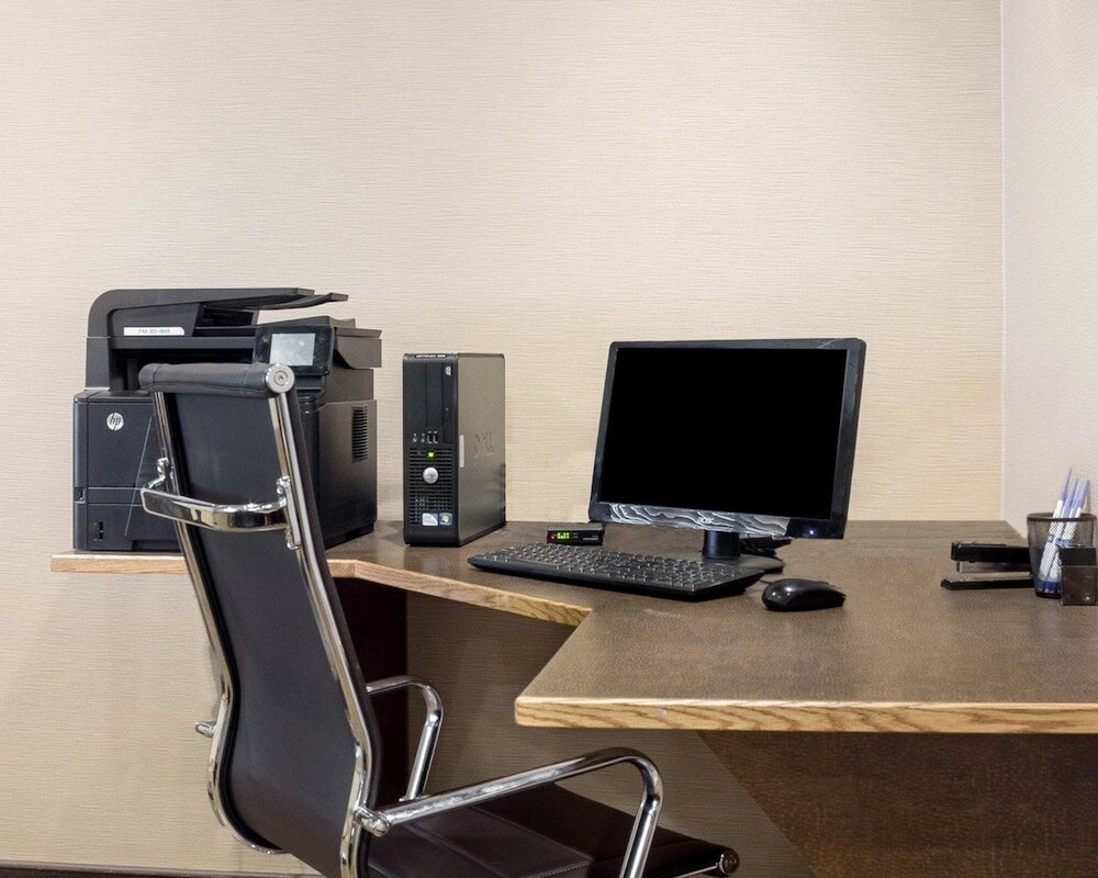 Фото Quality Inn Bismarck