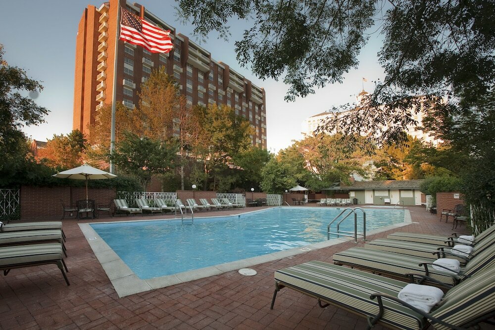 Фото Little America Hotel