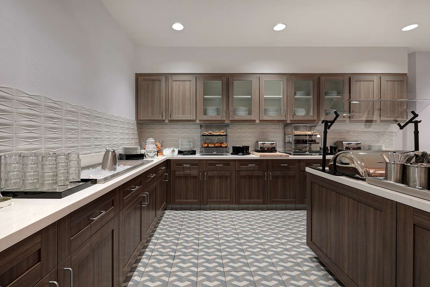 Фото Homewood Suites by Hilton Santa Clarita