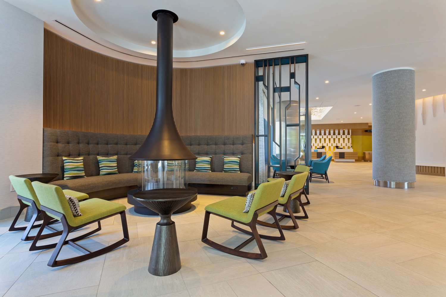 Фото Hilton Garden Inn Boston Brookline, Ma