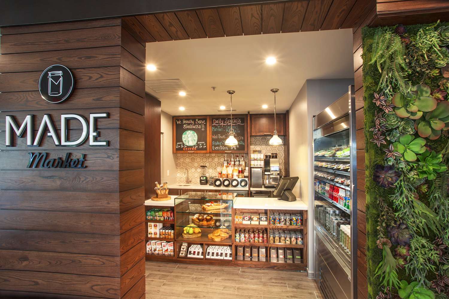 Фото DoubleTree Resort by Hilton Hollywood Beach