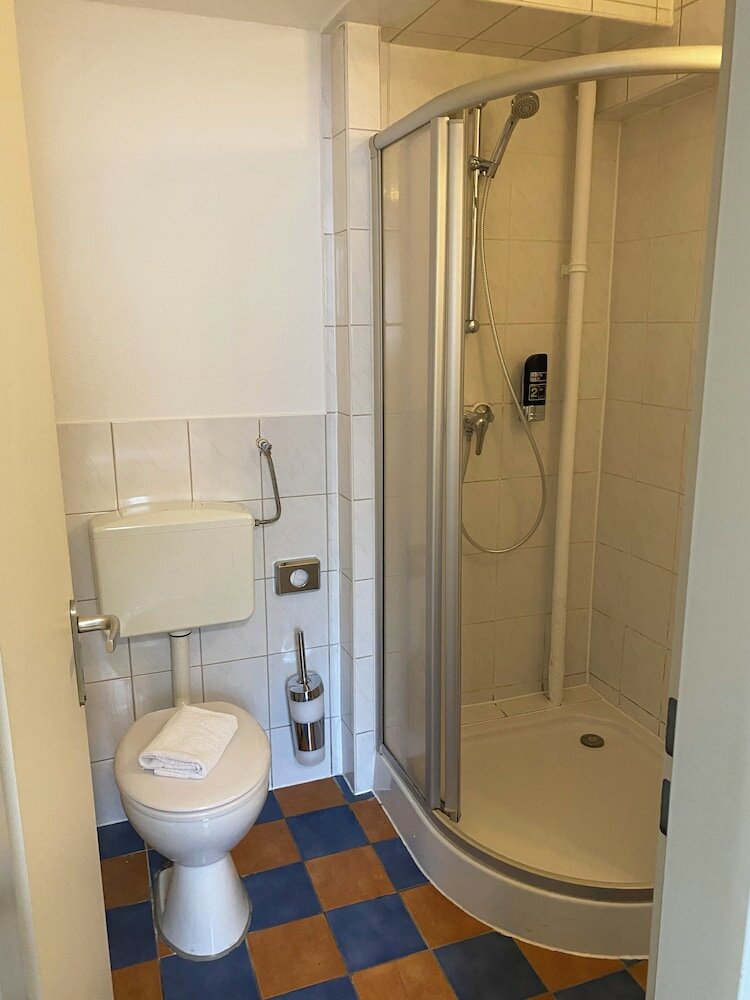 Фото Pension Alpha Frankfurt City