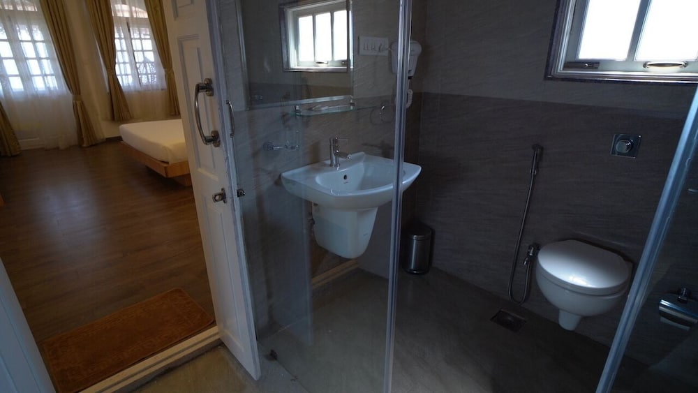 Фото Regenta Place Green Leaf Mahabaleshwar