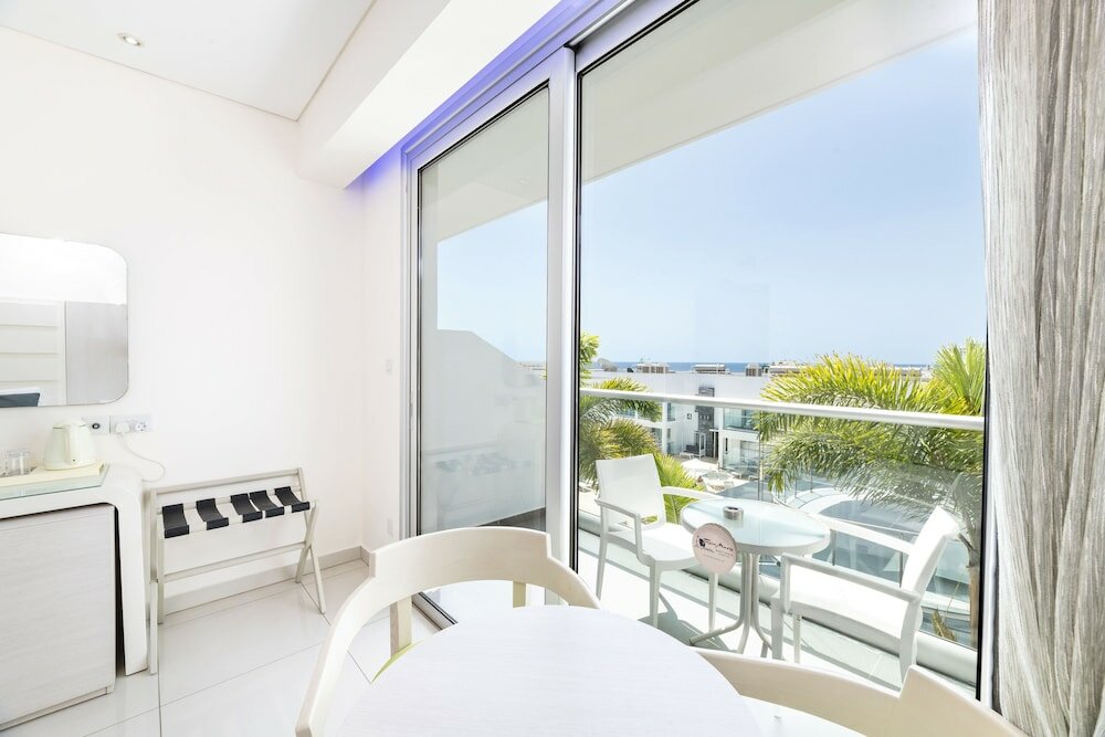 Фото Tasia Maris Oasis