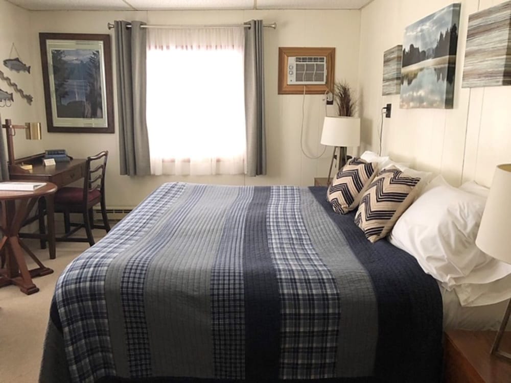 Фото Bavarian Manor Country Inn