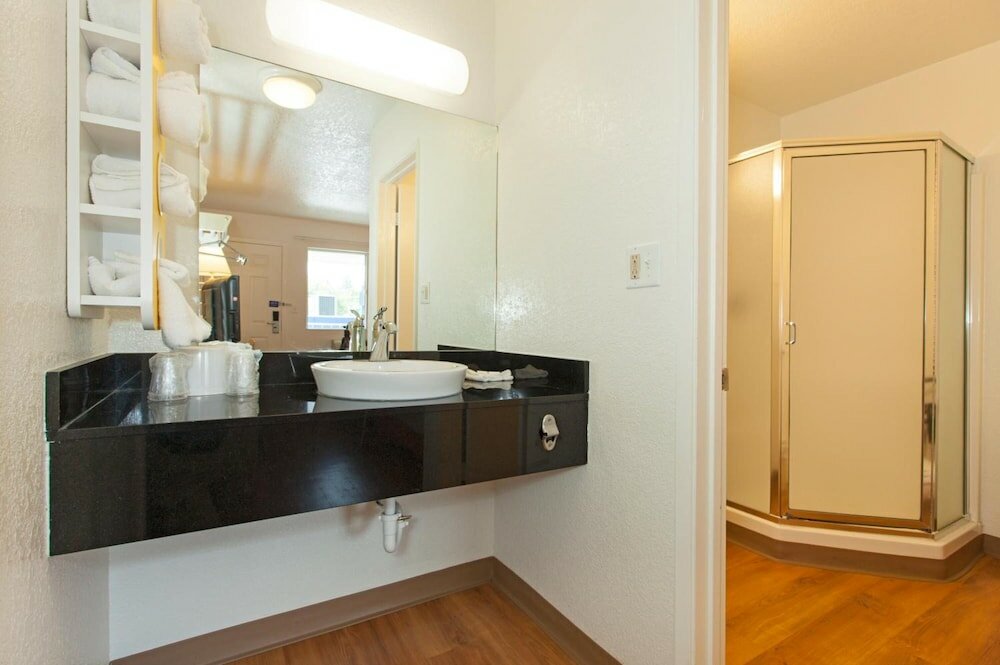 Фото Motel 6 Sacramento, Ca - Downtown