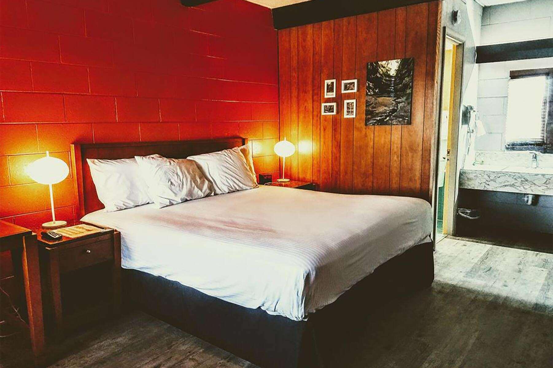 Фото Starved Rock Motor Inn Travelodge by Wyndham