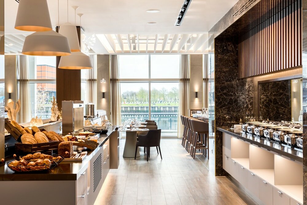 Фото Ac Hotels by Marriott Belfast