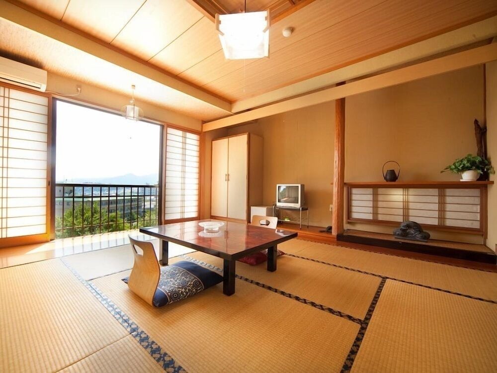 Фото Yumoto Miyoshi