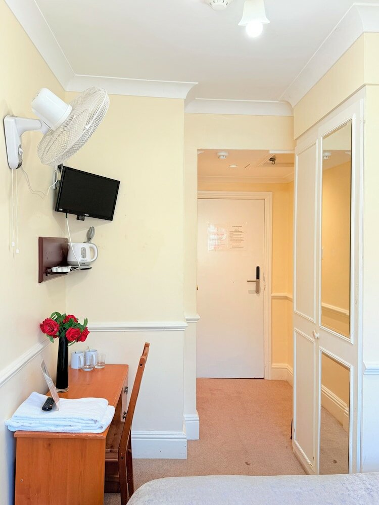 Фото Europa House Hotel