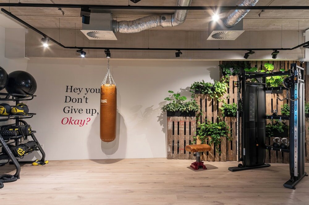 Фото Moxy Amsterdam Houthavens