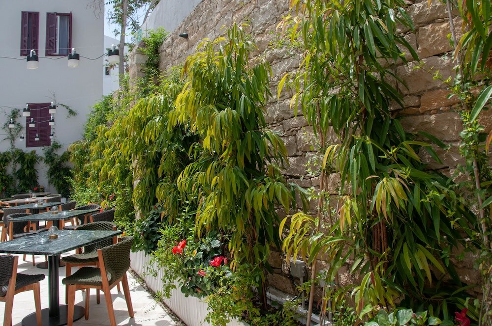 Фото S Paul Hotel