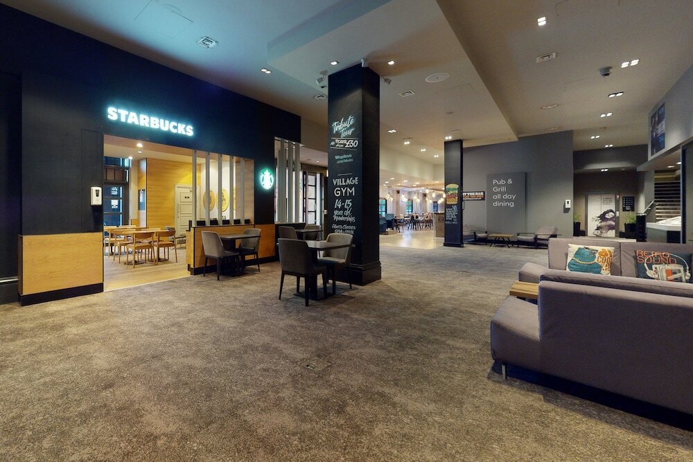 Фото Village Hotel Leeds South