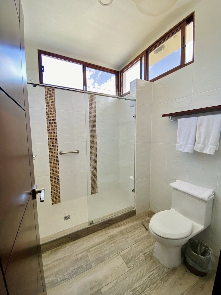 Фото Paraiso Rainforest and Beach Hotel