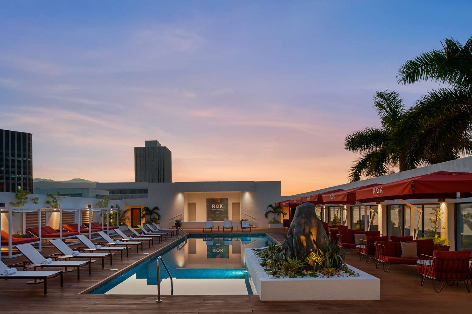 Фото Rok Hotel Kingston Tapestry Collection by Hilton