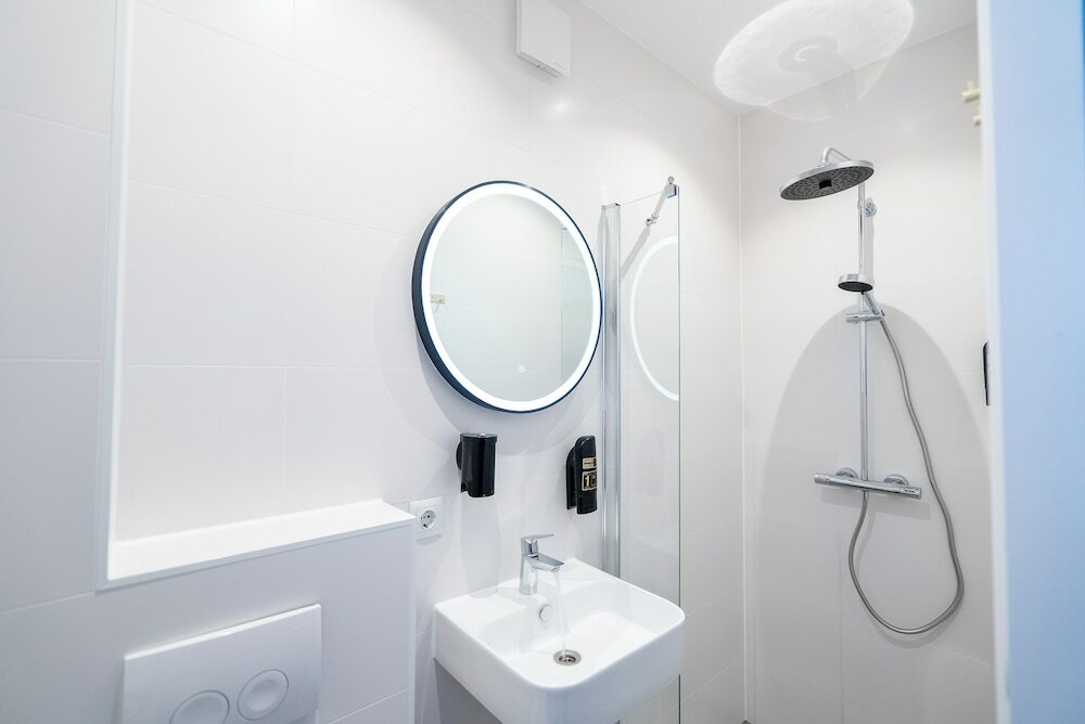 Фото Hotel Crown