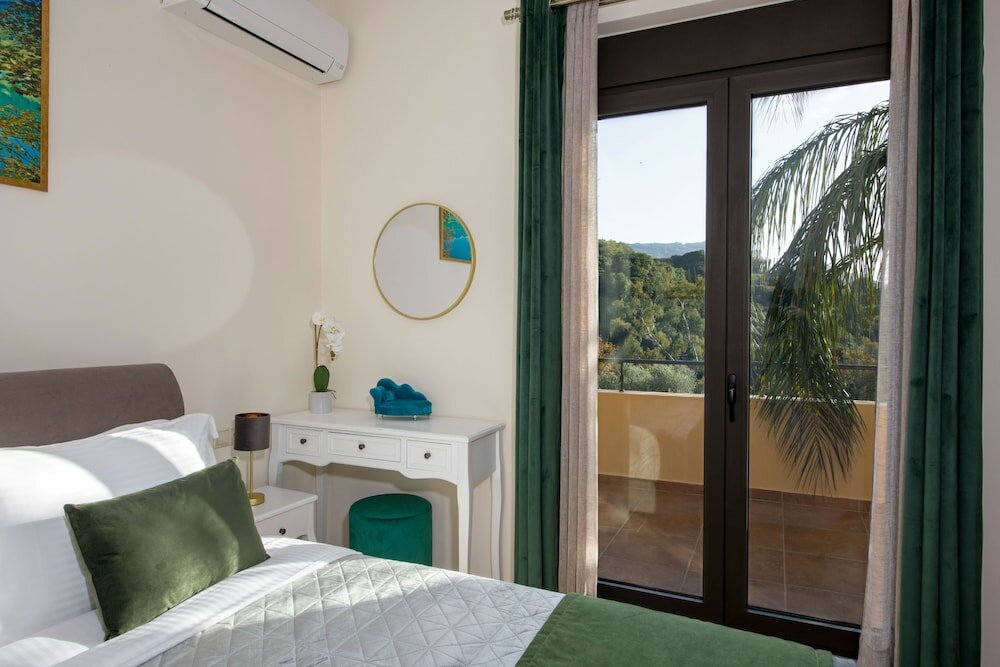 Фото Serenity River Villa